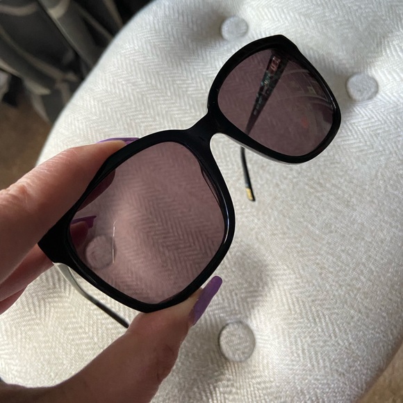 Ted Baker black framed sunglasses - Picture 4 of 9